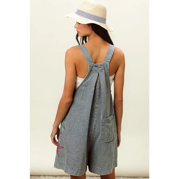 BiBi Star Pattern Rhinestone Washed Side Pockets Wide Leg Shortalls | Lt Denim - Picture 3 of 12